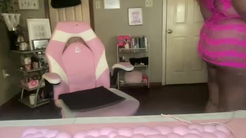 Southern Peach online show from September 15, 3:23 pm