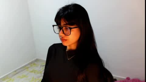 Snapshot of meg4nmiau chatting on May 7, 6:52 am Meg4n Miauuuu online show from May 7, 6:52 am
