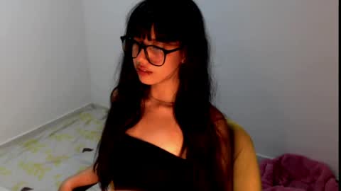 Snapshot of meg4nmiau chatting on May 17, 8:12 am Meg4n Miauuuu online show from May 17, 8:12 am