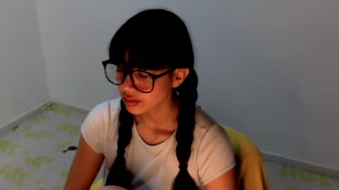 Snapshot of meg4nmiau chatting on June 6, 5:23 am Meg4n Miauuuu online show from June 6, 5:23 am