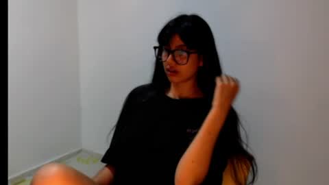 Snapshot of meg4nmiau chatting on June 21, 12:19 pm Meg4n Miauuuu online show from June 21, 12:19 pm