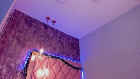 M E G A N online show from December 28, 7:01 pm