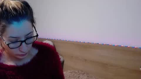 Megan Blazee  online show from December 22, 7:33 pm