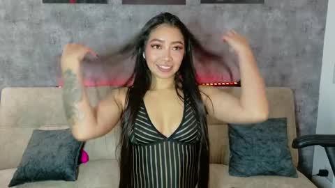 Snapshot of megan_bluee_ chatting on May 19, 5:41 pm Megan Bluee online show from May 19, 5:41 pm