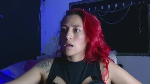 Snapshot of megan_brown4 chatting on June 9, 3:18 am Megan online show from June 9, 3:18 am