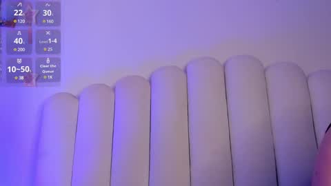 Snapshot of megan_browns1 chatting on December 16, 3:54 pm Megan online show from December 16, 3:54 pm