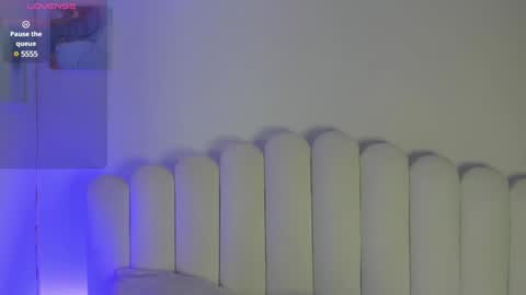 Snapshot of megan_browns1 chatting on January 18, 12:47 pm Megan online show from January 18, 12:47 pm