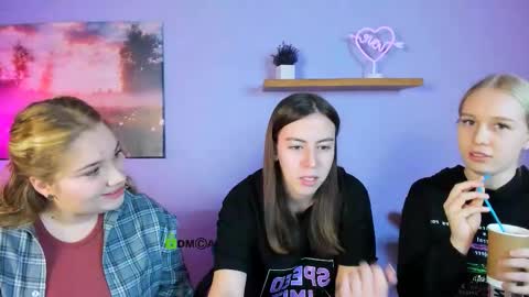 megan_cold online show from October 20, 8:48 am
