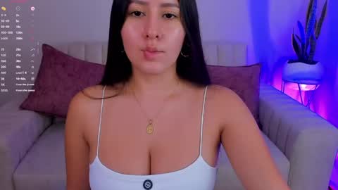 Snapshot of megan_cooper28 chatting on May 8, 12:05 am MEGAN COOPER online show from May 8, 12:05 am