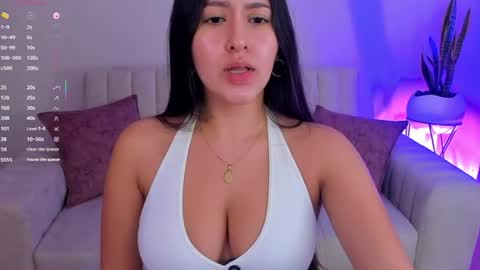 Snapshot of megan_cooper28 chatting on June 9, 11:16 pm MEGAN COOPER online show from June 9, 11:16 pm
