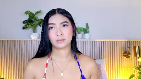 Snapshot of megan_cruzgb chatting on June 18, 12:31 pm Carolina Paez online show from June 18, 12:31 pm