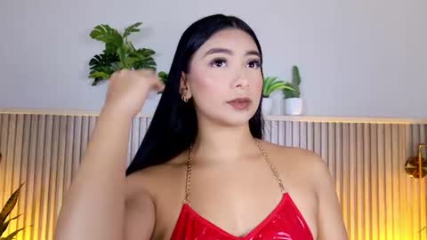 Snapshot of megan_cruzgb chatting on June 26, 12:20 pm Carolina Paez online show from June 26, 12:20 pm