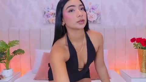 Snapshot of megan_cruzgb chatting on July 7, 12:20 pm Carolina Paez online show from July 7, 12:20 pm