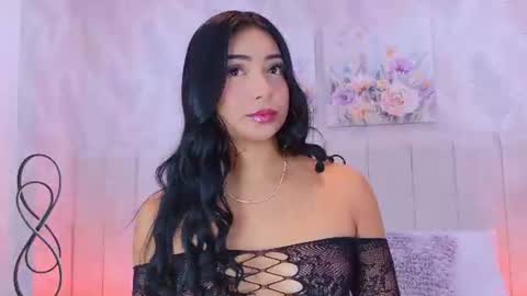 Snapshot of megan_cruzgb chatting on July 14, 12:22 pm Carolina Paez online show from July 14, 12:22 pm
