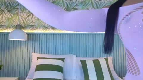 Snapshot of megan_cruzgb chatting on July 28, 12:34 pm Carolina Paez online show from July 28, 12:34 pm