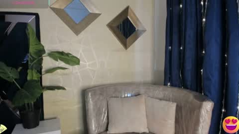 Snapshot of megan_devon chatting on June 18, 11:58 am online show from June 18, 11:58 am
