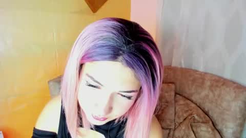 Snapshot of megan_devon chatting on July 28, 2:13 pm online show from July 28, 2:13 pm