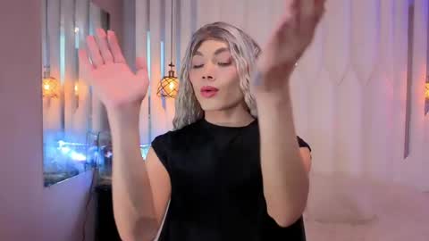 megan do santos online show from May 30, 7:55 pm