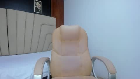 Snapshot of megan_hally chatting on November 19, 3:06 am Megan online show from November 19, 3:06 am