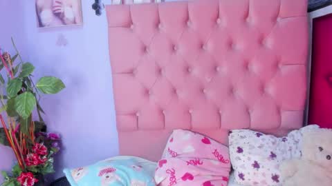 Snapshot of megan_jenner1 chatting on October 25, 4:31 am megan_jenner1 online show from October 25, 4:31 am