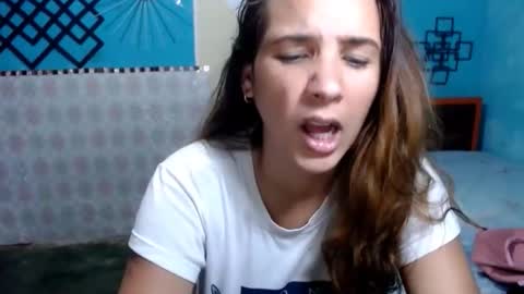 Snapshot of megan_little_ chatting on March 31, 11:27 pm amanda online show from March 31, 11:27 pm