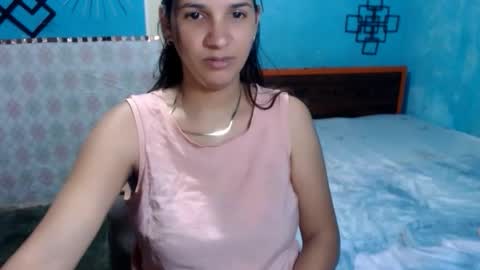 Snapshot of megan_little_ chatting on April 11, 11:20 pm amanda online show from April 11, 11:20 pm