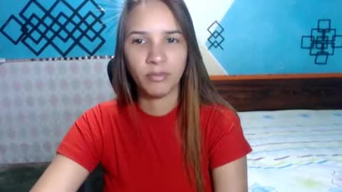 Snapshot of megan_little_ chatting on May 3, 3:29 pm amanda online show from May 3, 3:29 pm