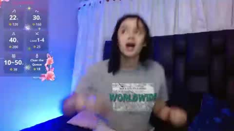 Snapshot of megan_lr chatting on July 12, 1:18 am Valentina online show from July 12, 1:18 am