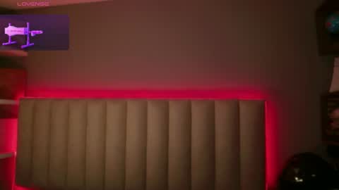 Snapshot of megan_moore__ chatting on July 18, 1:37 pm online show from July 18, 1:37 pm