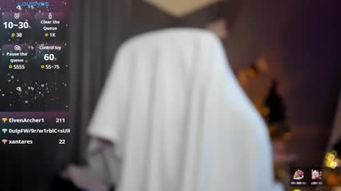 Megan Nelson online show from December 24, 1:28 pm