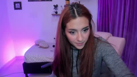 Snapshot of megan_ricci chatting on February 9, 2:49 am Laura online show from February 9, 2:49 am