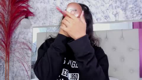 MEGAN  online show from December 1, 11:15 am