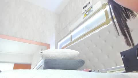 Snapshot of megan_rous2 chatting on February 12, 6:08 am megan online show from February 12, 6:08 am