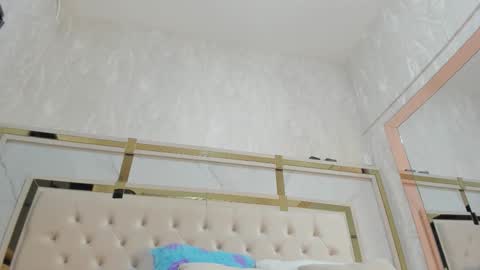 Snapshot of megan_rous2 chatting on September 15, 3:06 am megan online show from September 15, 3:06 am