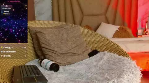 megan_saint online show from April 29, 5:30 pm