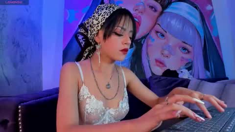 megan_shyne online show from December 15, 6:28 am