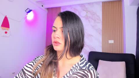 Snapshot of megan_star73 chatting on January 19, 6:00 pm Megan online show from January 19, 6:00 pm