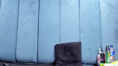 Snapshot of megan_thompsonn_ chatting on May 15, 3:02 am megan_thompsonn_ online show from May 15, 3:02 am