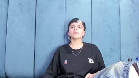 Snapshot of megan_thompsonn_ chatting on June 2, 2:24 am megan_thompsonn_ online show from June 2, 2:24 am