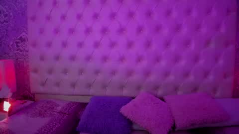 megan_tower online show from September 8, 7:35 pm