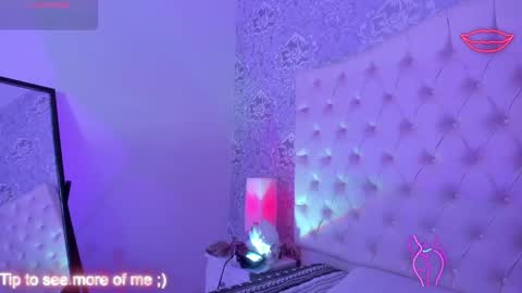 megan_tower online show from October 3, 7:33 pm