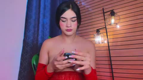 Snapshot of megan_vixenx chatting on May 27, 9:12 pm megan_vixenx online show from May 27, 9:12 pm