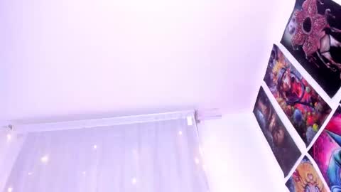 Snapshot of megan_yagami chatting on December 23, 4:43 am Megan online show from December 23, 4:43 am