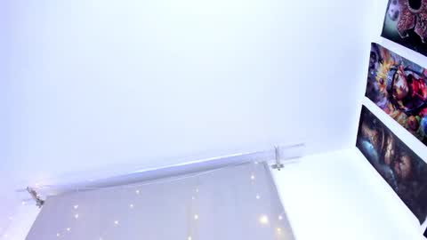 Snapshot of megan_yagami chatting on February 13, 3:24 am Megan online show from February 13, 3:24 am