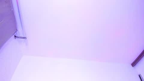 Snapshot of megan_yagami chatting on February 21, 7:42 am Megan online show from February 21, 7:42 am