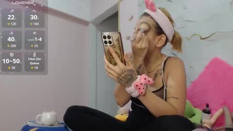 ---Megan--- online show from March 9, 7:07 pm