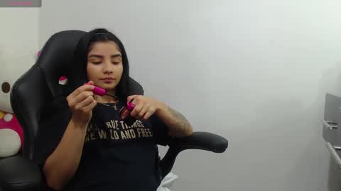 Snapshot of meganfox2244397 chatting on February 11, 9:35 pm meganfox online show from February 11, 9:35 pm