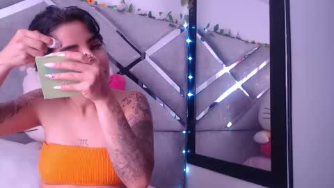 Snapshot of meganfox2244397 chatting on October 30, 2:51 pm meganfox online show from October 30, 2:51 pm