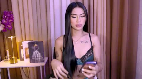 Snapshot of meganfoxx07 chatting on November 19, 8:03 am Megan online show from November 19, 8:03 am