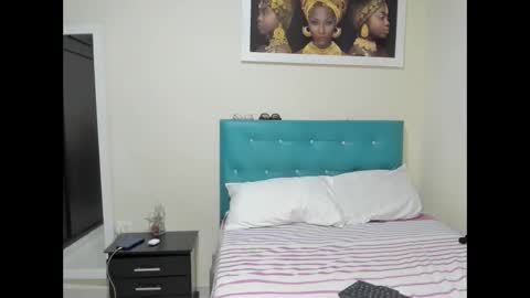 megan        online show from September 30, 2:38 am